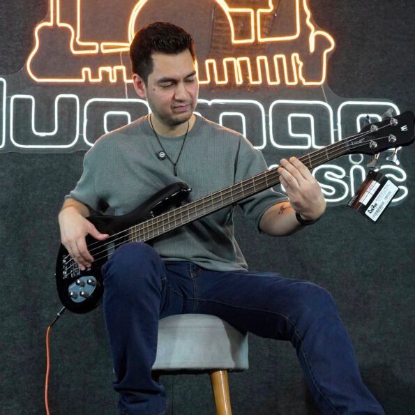 Carlos Chavez